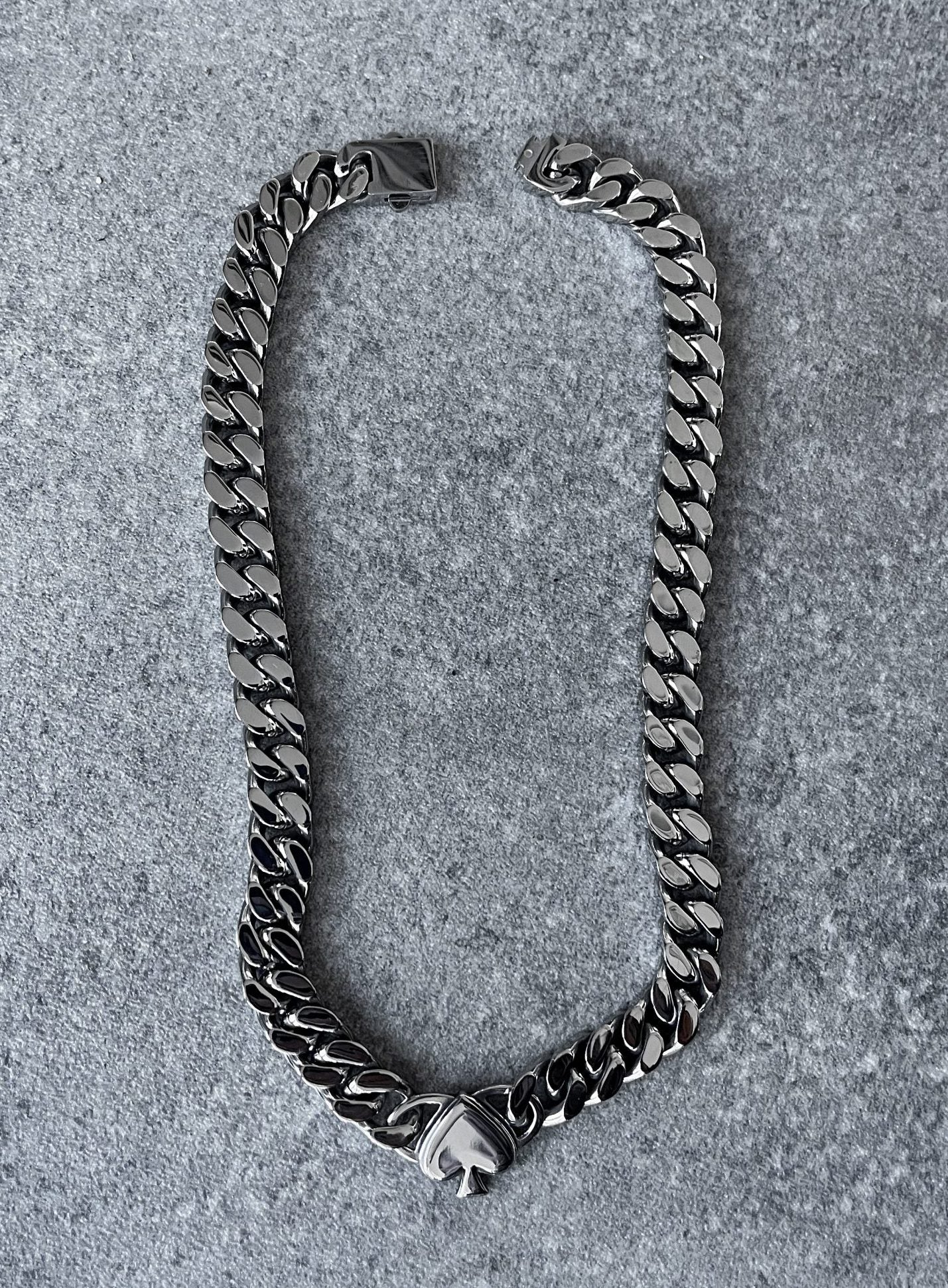 Spade Chain