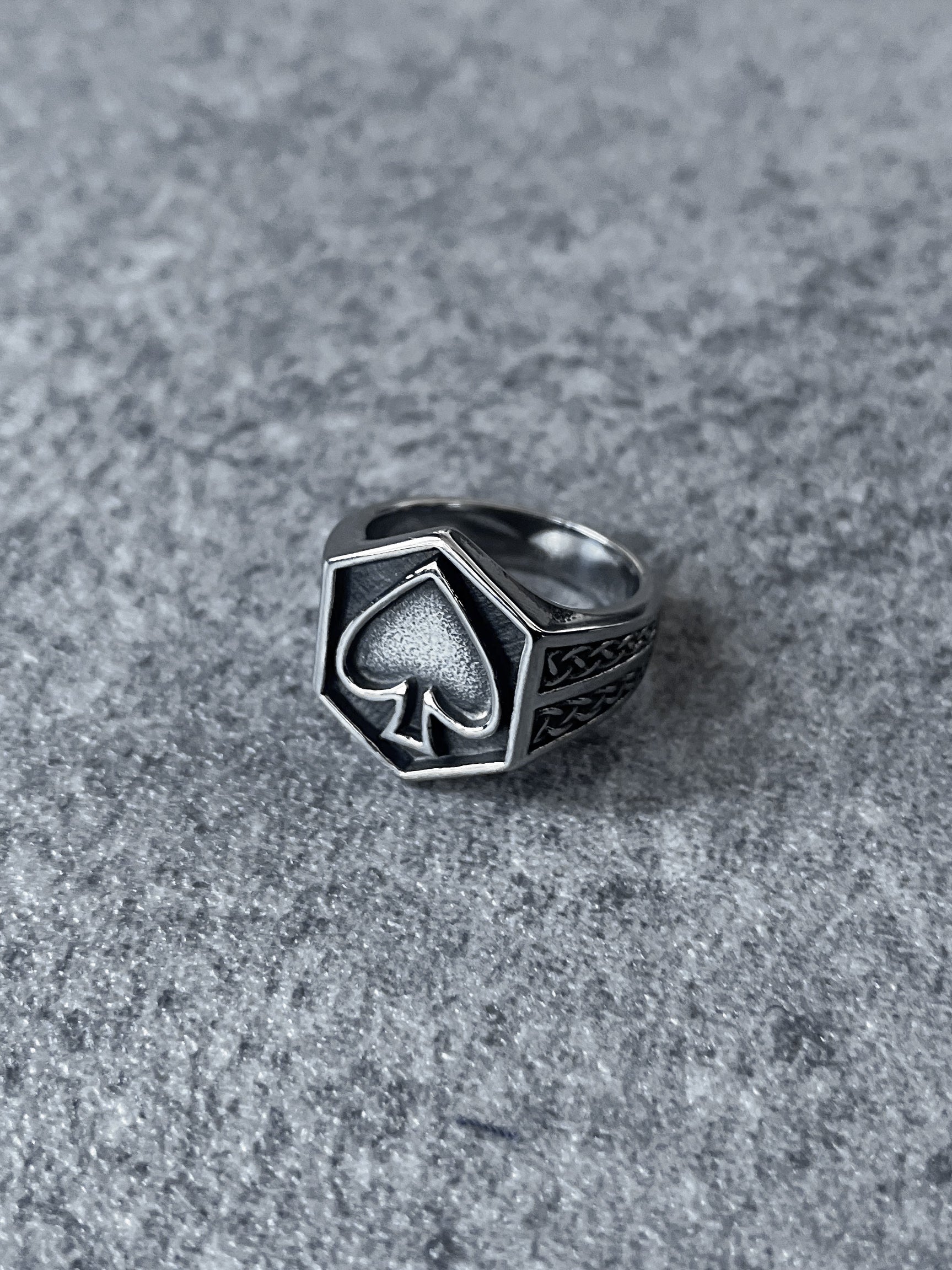 Spade Ring